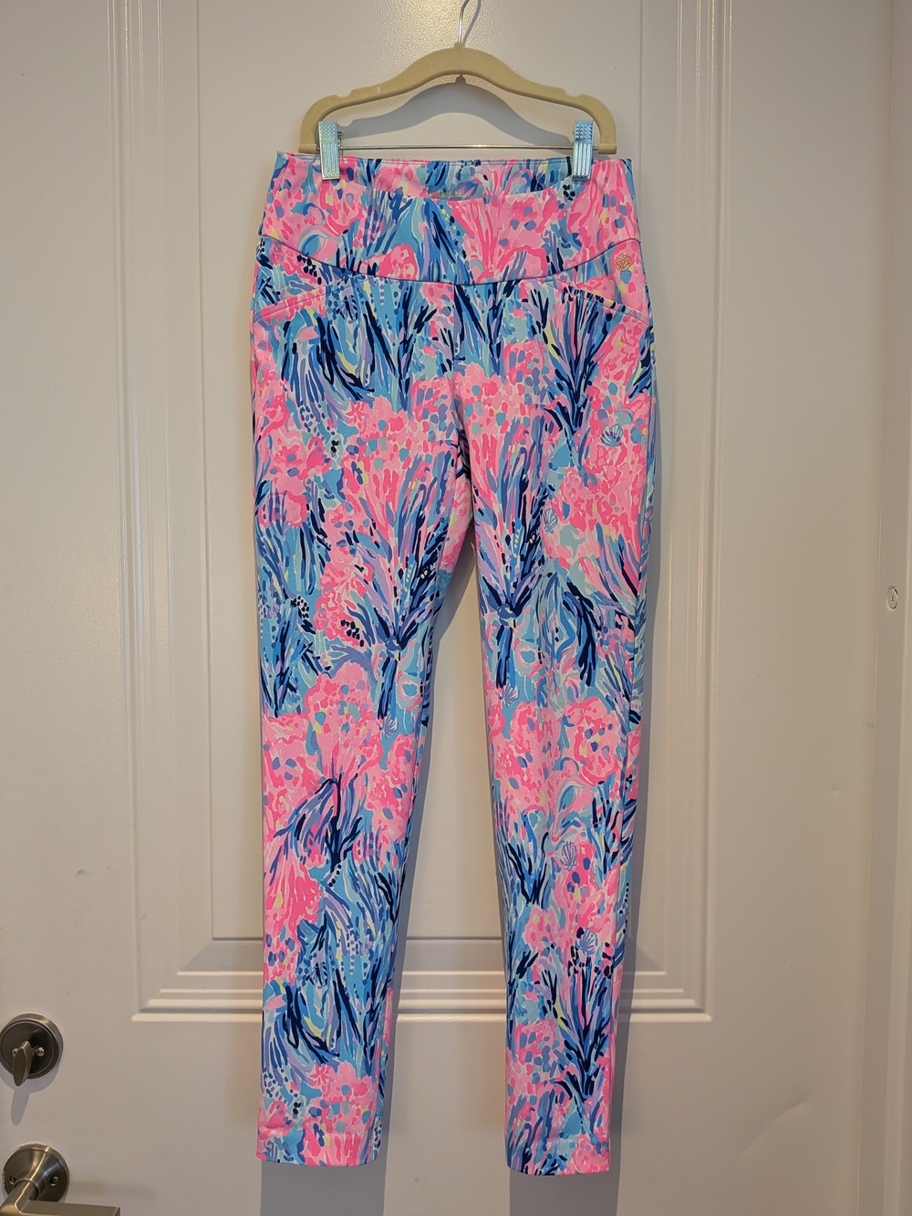 Lilly Pulitzer Luxletic Corso Pant in "Celestial Blue Seek and Seal - Picture 3 of 7